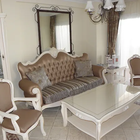 Flamingo Suites Boutique Hotel-2